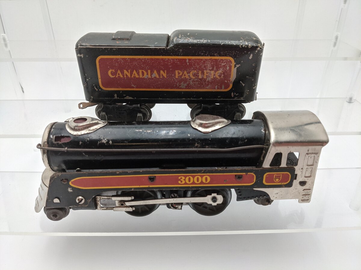 Marx 3000 Vintage O Canadian Pacific 2-4-2 Steam Locomotive with Tender VG