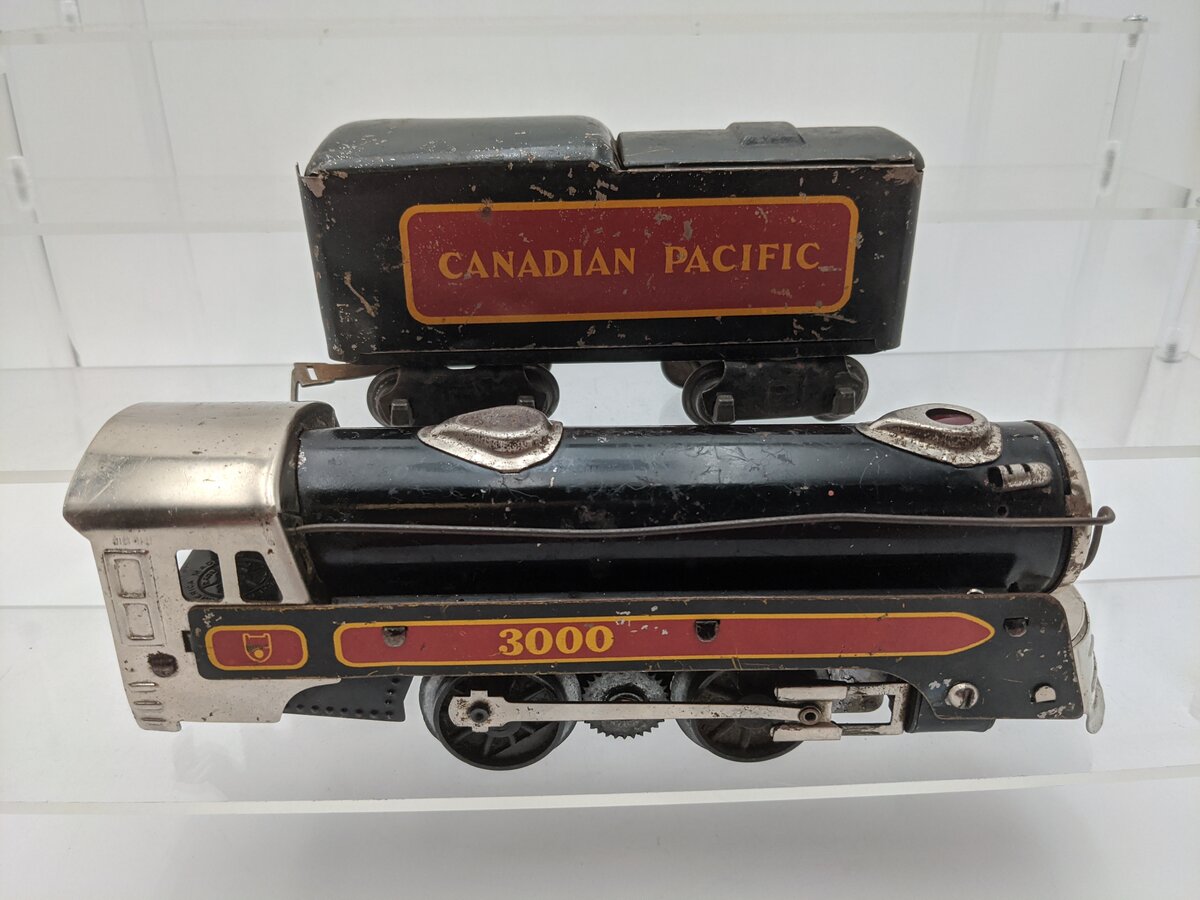 Marx 3000 Vintage O Canadian Pacific 2-4-2 Steam Locomotive with Tender VG