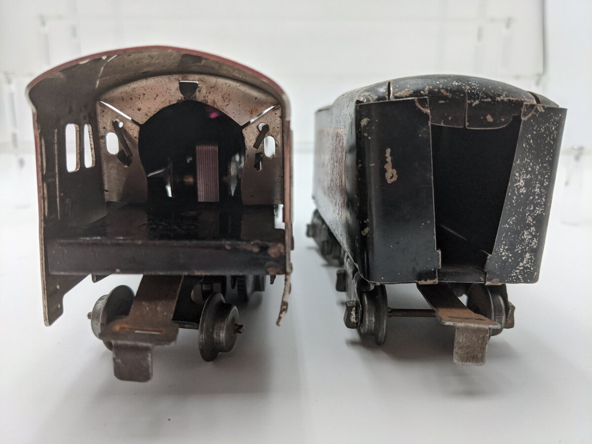 Marx 3000 Vintage O Canadian Pacific 2-4-2 Steam Locomotive with Tender VG