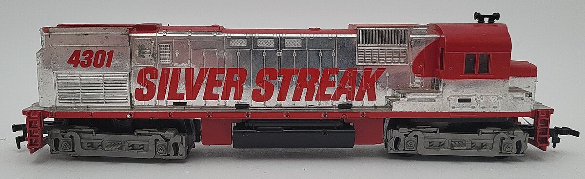 Tyco HO Scale GP 7 Silver Streak Diesel Locomotive #4301 EX
