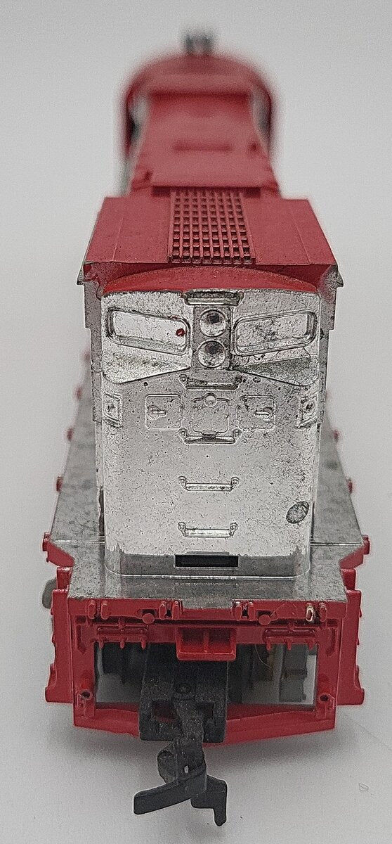 Tyco HO Scale GP 7 Silver Streak Diesel Locomotive #4301 EX