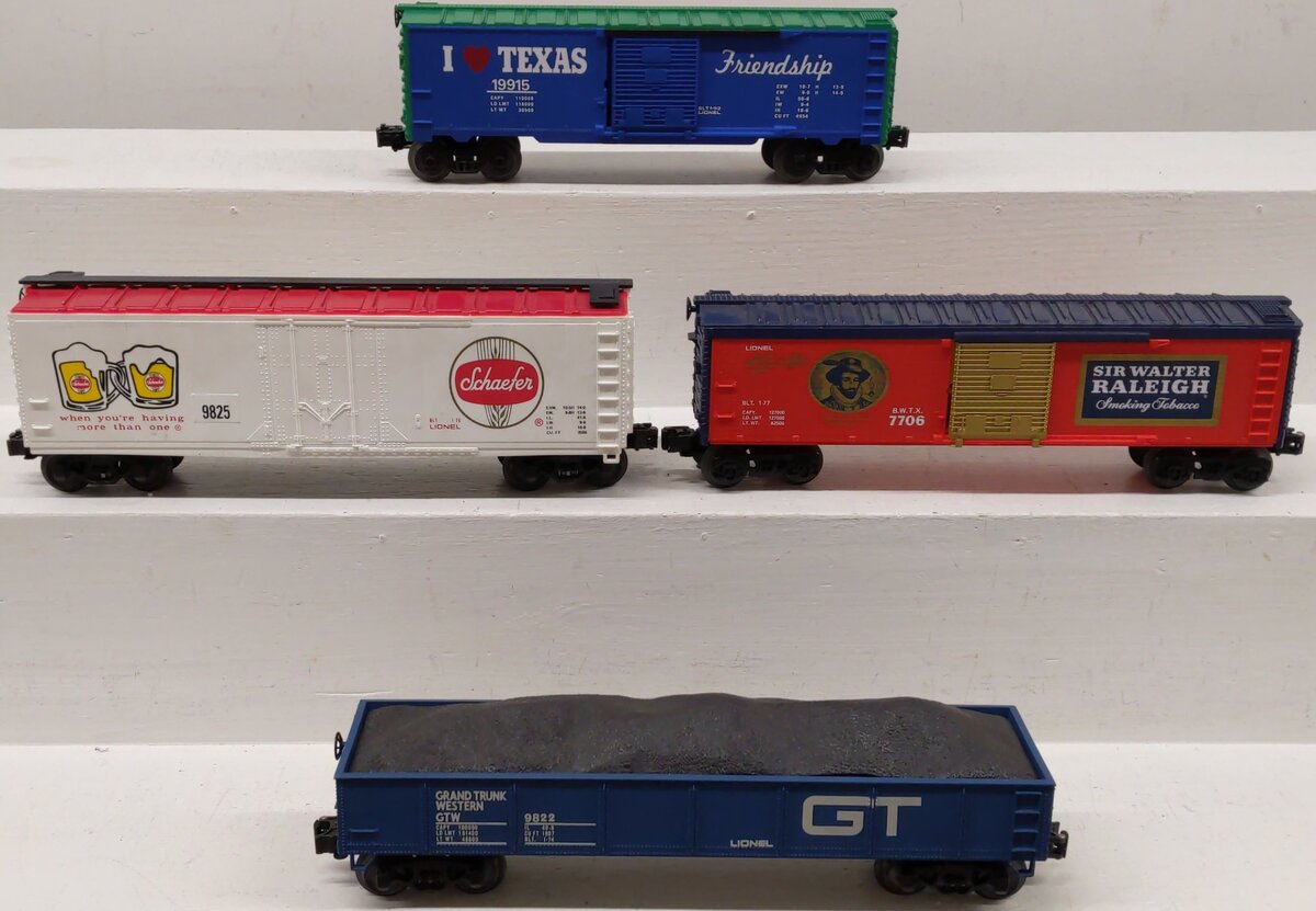 Lionel O Gauge Assorted Freight Cars 6-7706, 6-19915, 6-9822, 6-9825 [4] EX