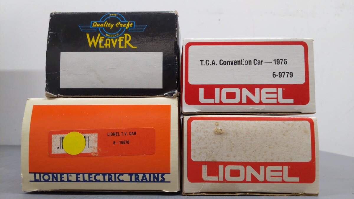 Assorted O Gauge Freight Cars 6-9774, 19355, 6-16670, 6-9779 [4] EX/Box