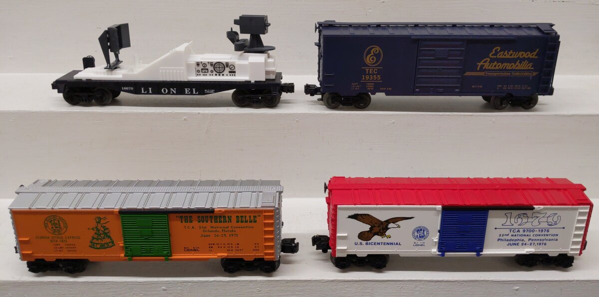 Assorted O Gauge Freight Cars 6-9774, 19355, 6-16670, 6-9779 [4] EX/Box
