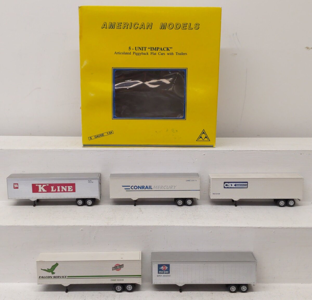 American Models SC6-5T S Gauge Impack 5-Unit Flatcar w/ Trailers EX/Box