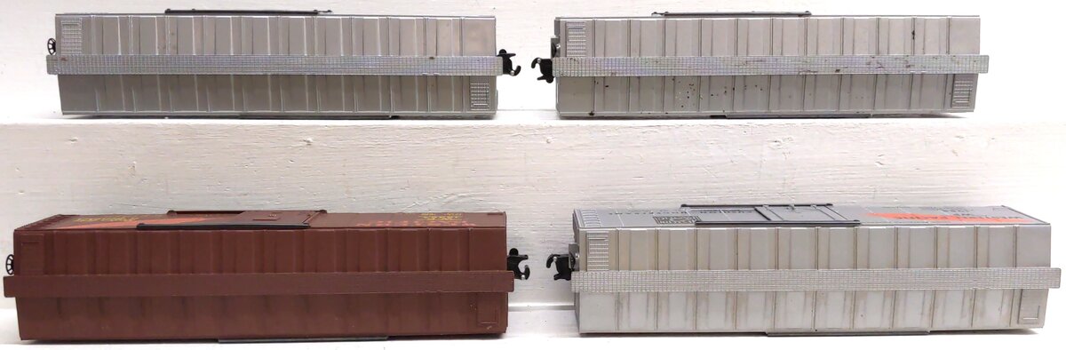 KMT O Gauge Assorted Freight Cars: 19357, 163116, 1988 [4] EX/Box
