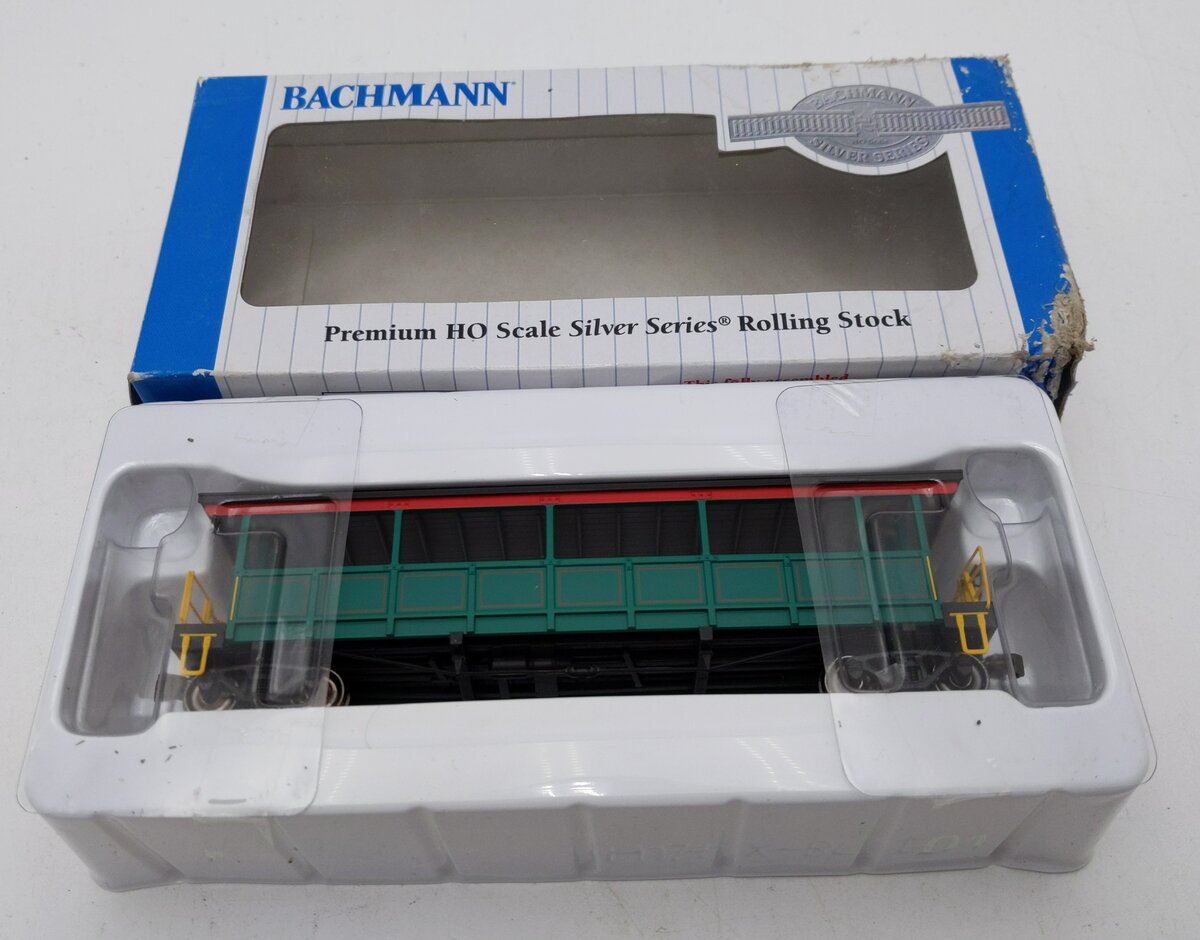 Bachmann 17449 HO Scale Unlettered Open-Sided Excursion Car w/ Seats NIB