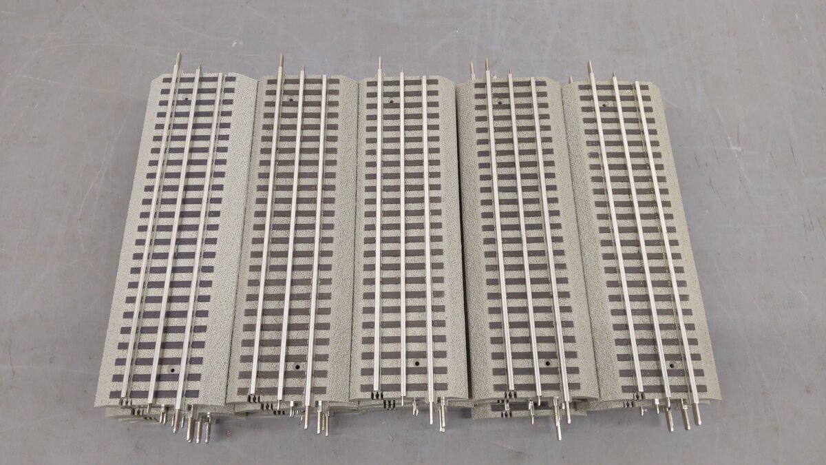 Lionel 6-12014 FasTrack 10 Inch Straight Track (25) LN