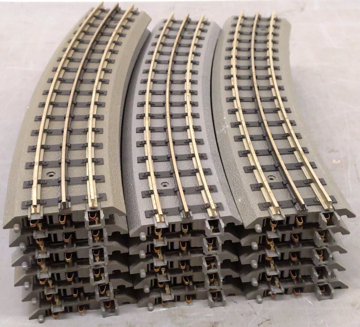 MTH 40-1002 O-31 Realtrax Track Full Curve Sections (16) EX