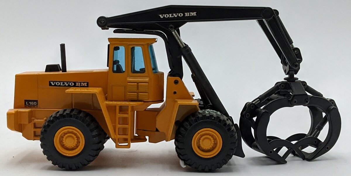 Joal 1:50 Volvo BM L160 High Lift Log Grapple Loader NEW