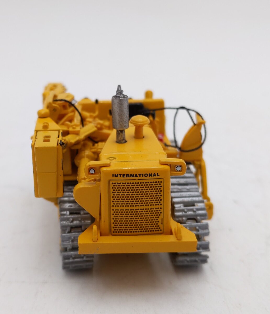 First Gear 80-0317 HO Scale (1:87) International TD-25 Crawler with Side Boom VG/Box