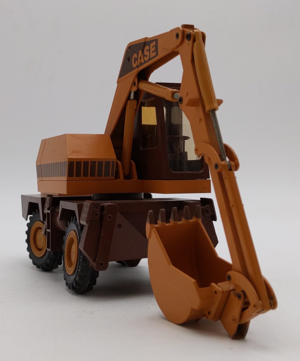 Conrad 1:50 Scale Case 1085B Cruz-Air Wheeled Excavator LN