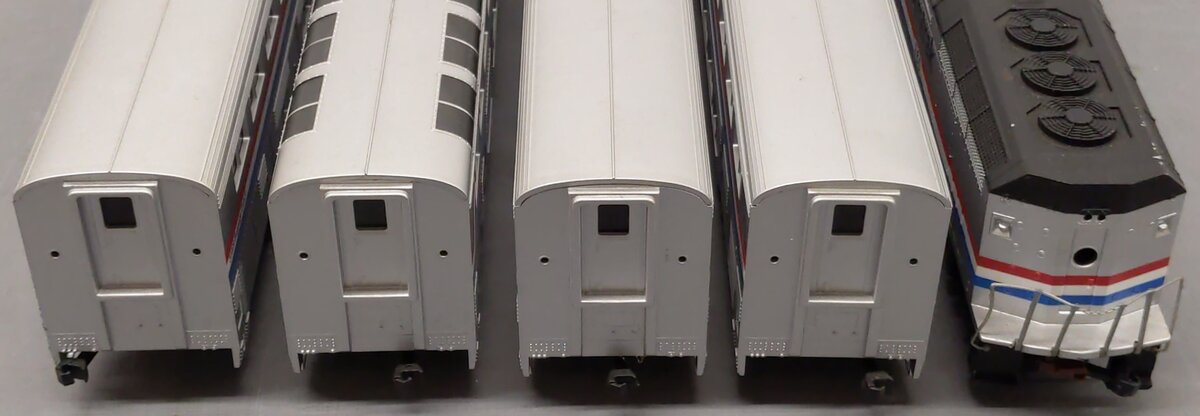 American Models Amtrak Superliner Phase 4 FP-40 S Gauge Diesel Train Set EX