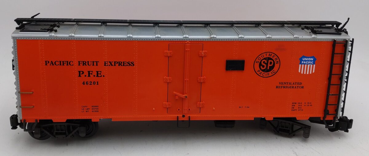 REA 46201 Pacific Fruit Express Orange Reefer EX/Box