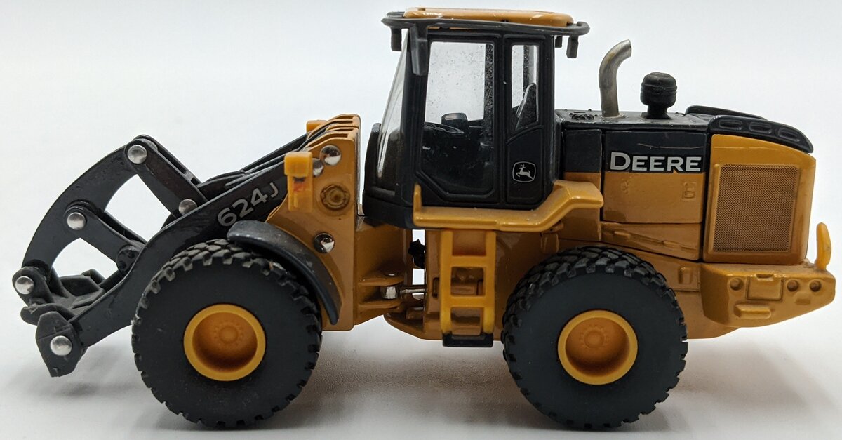 Ertl 15954 1:50 Scale John Deere 624J Wheel Loader