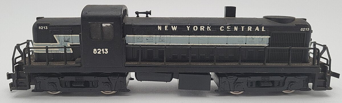 AHM 8213 HO Scale New York Central RS-3 Diesel Engine #8213 VG