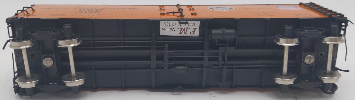 Challenger Imports 2136.1 HO Brass PFE Class R40-10 Steel Refrigerator Car #2117 EX/Box