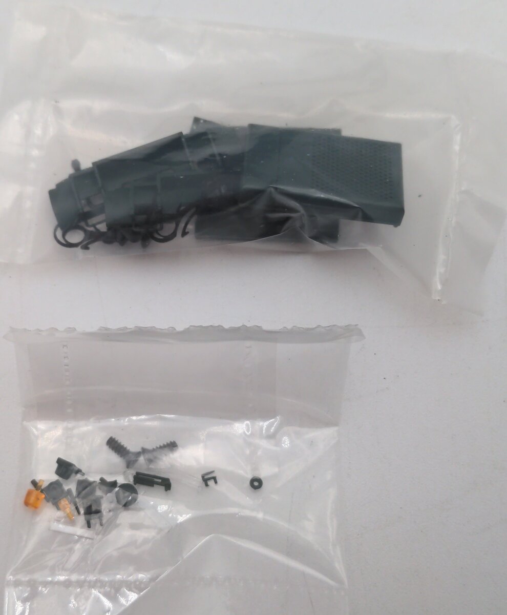 Proto 2000 23483 HO CNW SD60 Diesel Locomotive #8017 LN/Box
