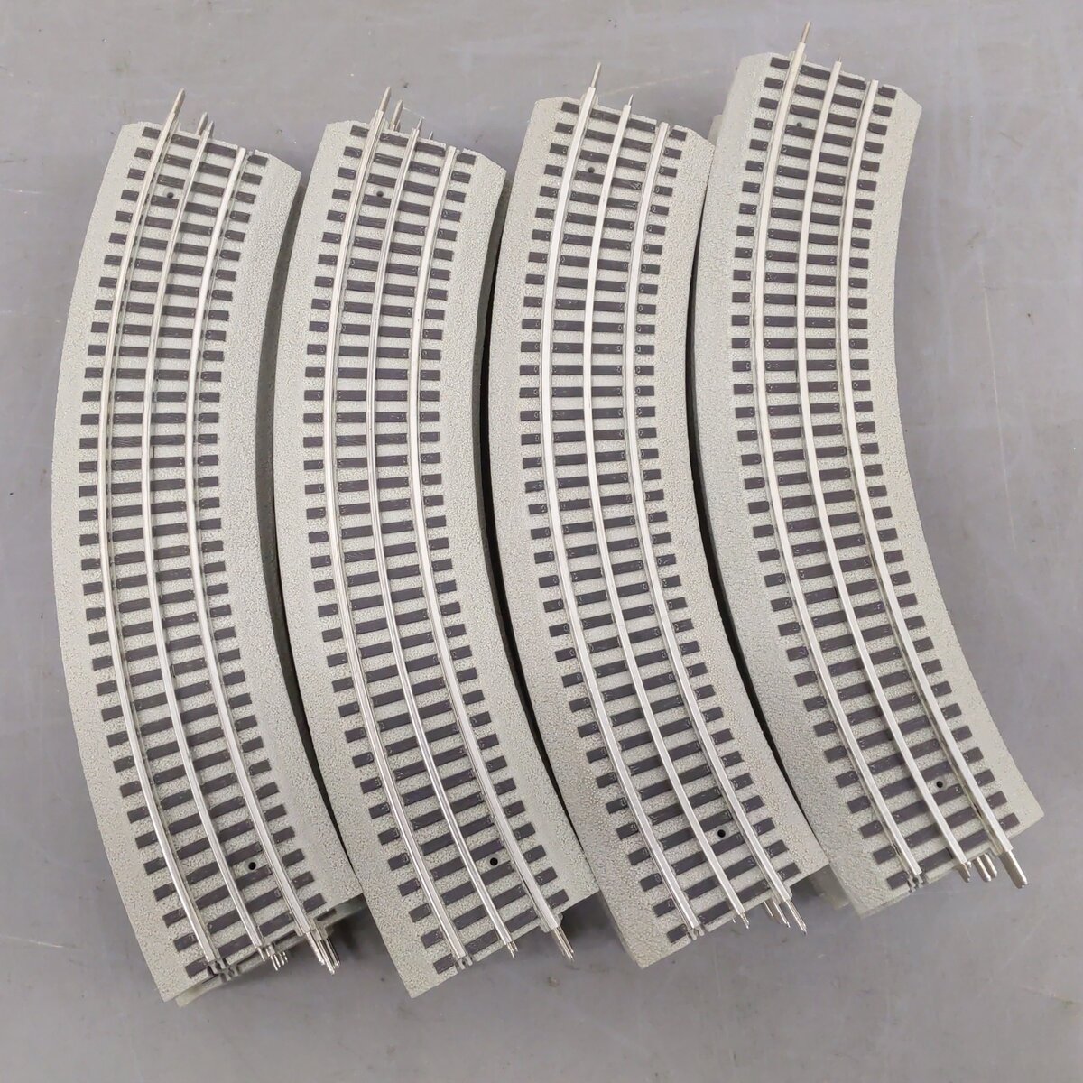 Lionel 6-12015 FasTrack O36 45-Degree Curved Track (20) LN