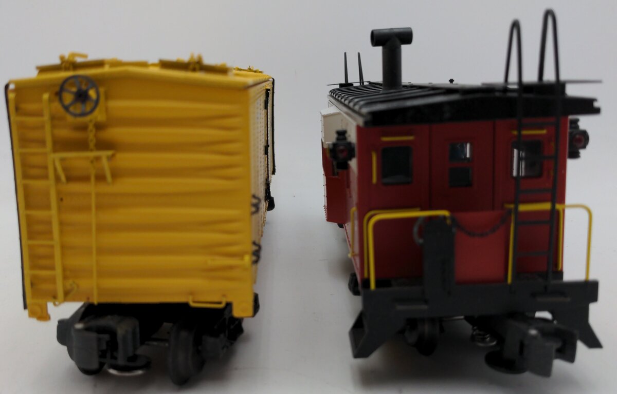 Assorted O Gauge Freight Cars [2] VG