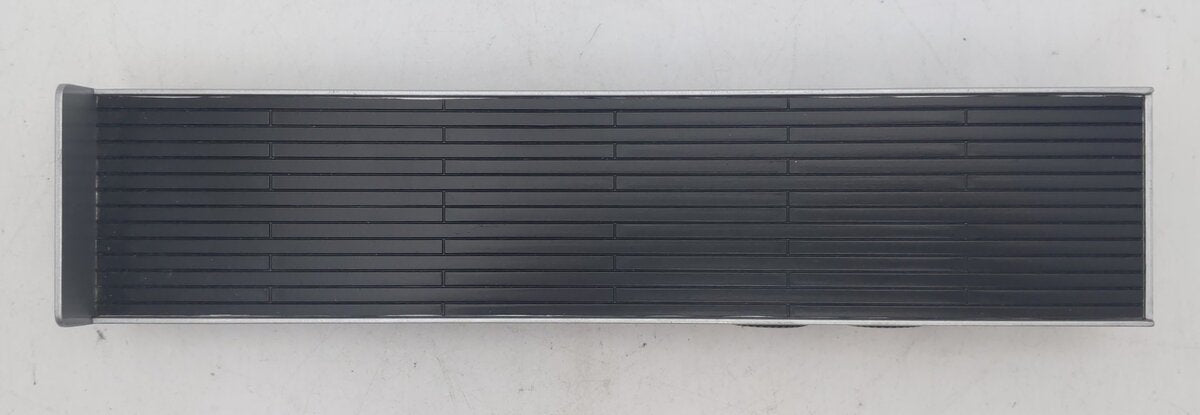 1:50 Scale Die-Cast Tri-Axle Flatbed Trailer LN