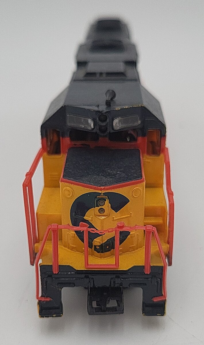 Life Like 8288 HO Chessie GP-38 Low-Nose Diesel Locomotive #4810 VG
