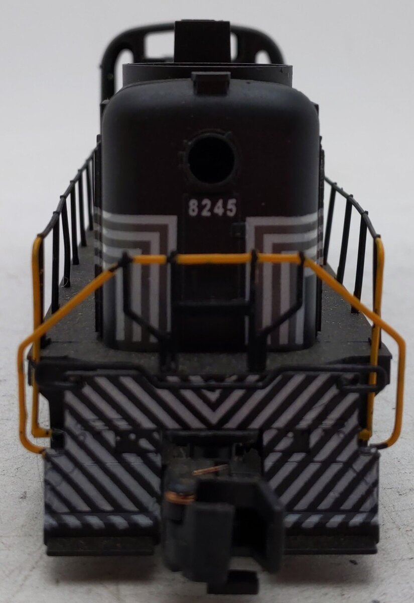 American Models RS3006 S Gauge NYC Alco RS-3 Diesel Locomotive #8245 EX/Box