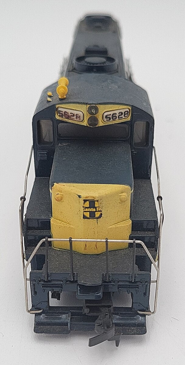 Tyco 5628 HO Scale Vintage Santa Fe GP20 Diesel Locomotive VG