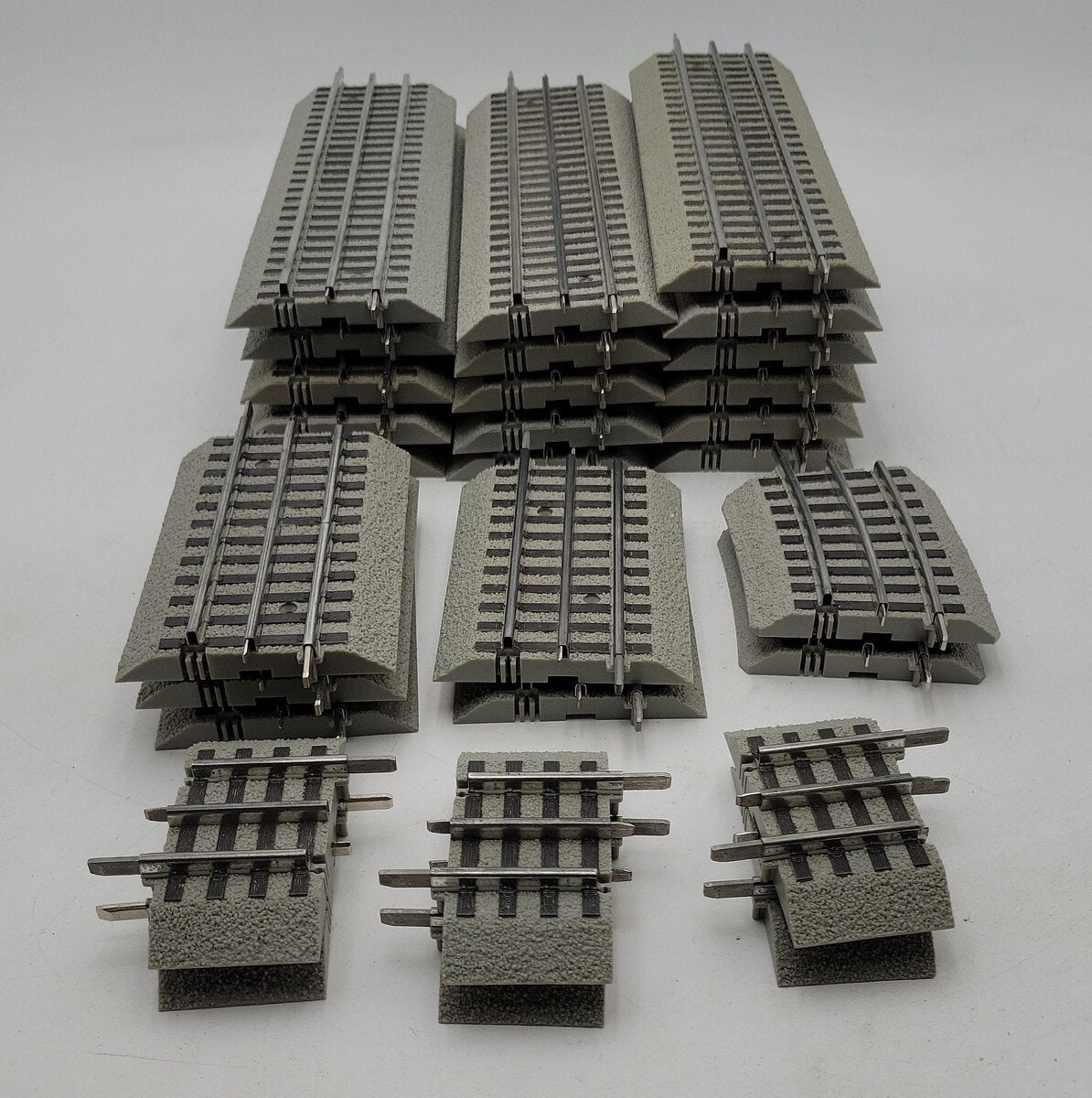 Lionel O Assorted FasTrack Sections [30] EX