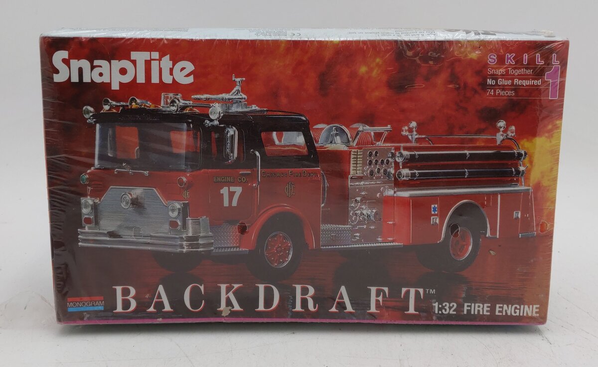 Monogram 6240 1:32 SnapTite Backdraft Fire Engine MT/Box