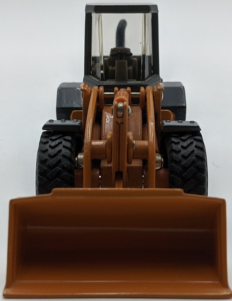 Ertl 14319 1:50 Scale Diecast Case 621D Wheel Loader NEW