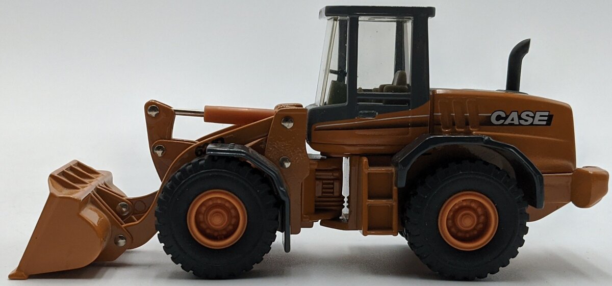 Ertl 14319 1:50 Scale Diecast Case 621D Wheel Loader NEW
