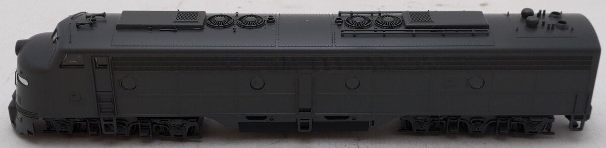 American Models S Scale Undecorated E8 Diesel Locomotive EX/Box