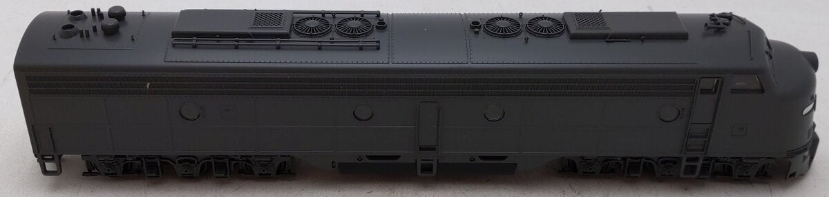 American Models S Scale Undecorated E8 Diesel Locomotive EX/Box