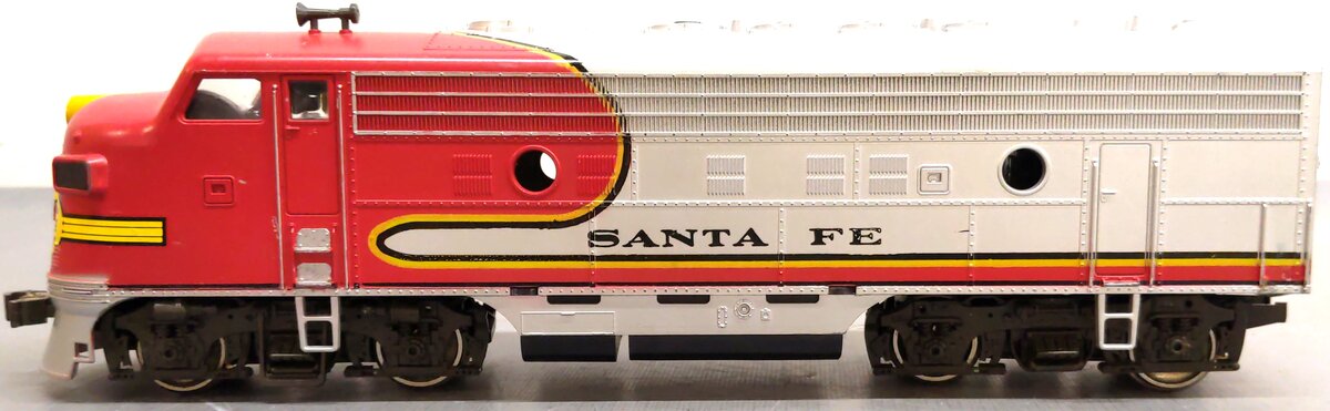 Atlas 6101 O Scale Santa Fe F7 A-Unit Diesel Locomotive (2-Rail) - Dummy