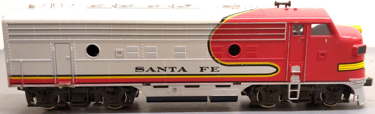 Atlas 6101 O Scale Santa Fe F7 A-Unit Diesel Locomotive (2-Rail) - Dummy