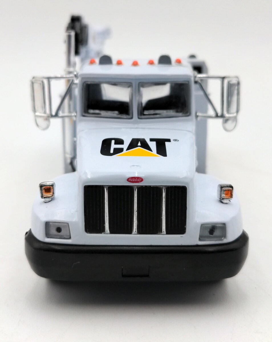 Norscot 55118 1:50 Scale Diecast CAT Dealer Service Truck NIB