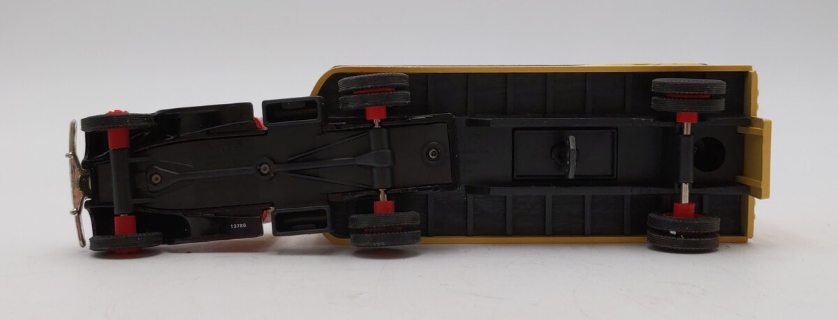 ERTL 1:64 Scale 1937 Ford w/Bank Van Trailer - North American Van Lines LN/Box
