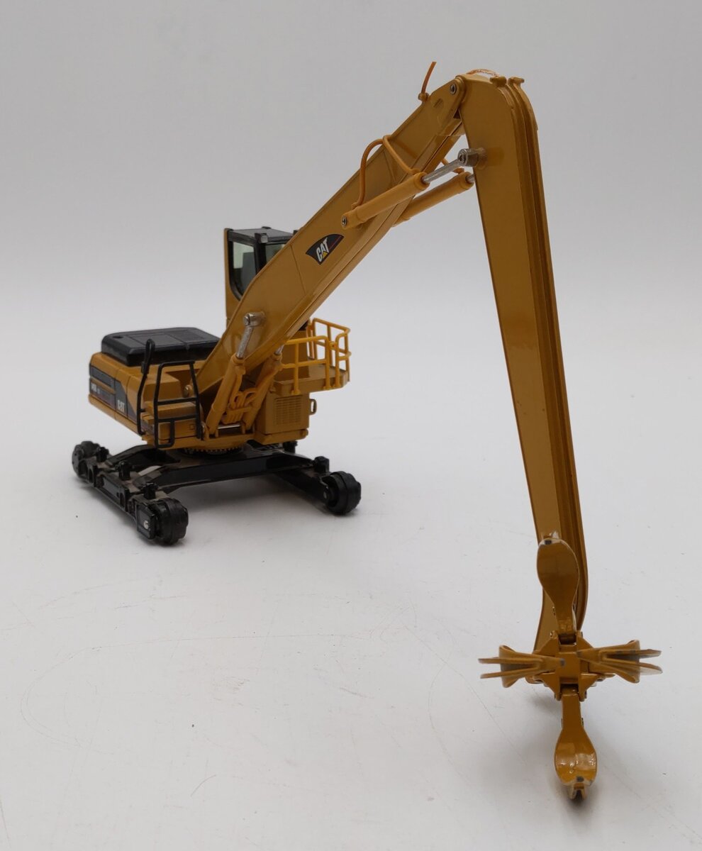Norscot 55080 1:50 CAT 345B Series II Material Handler w/Work Tools