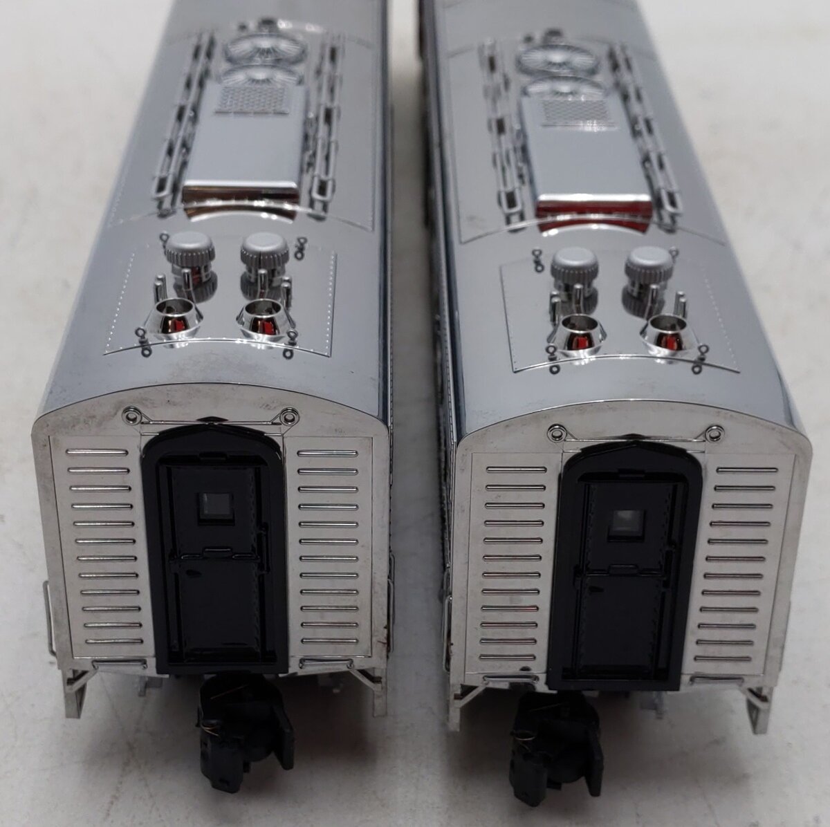 American Models E8 S Scale Santa Fe EMD E8 AA Diesel Locomotives With Sound EX/Box