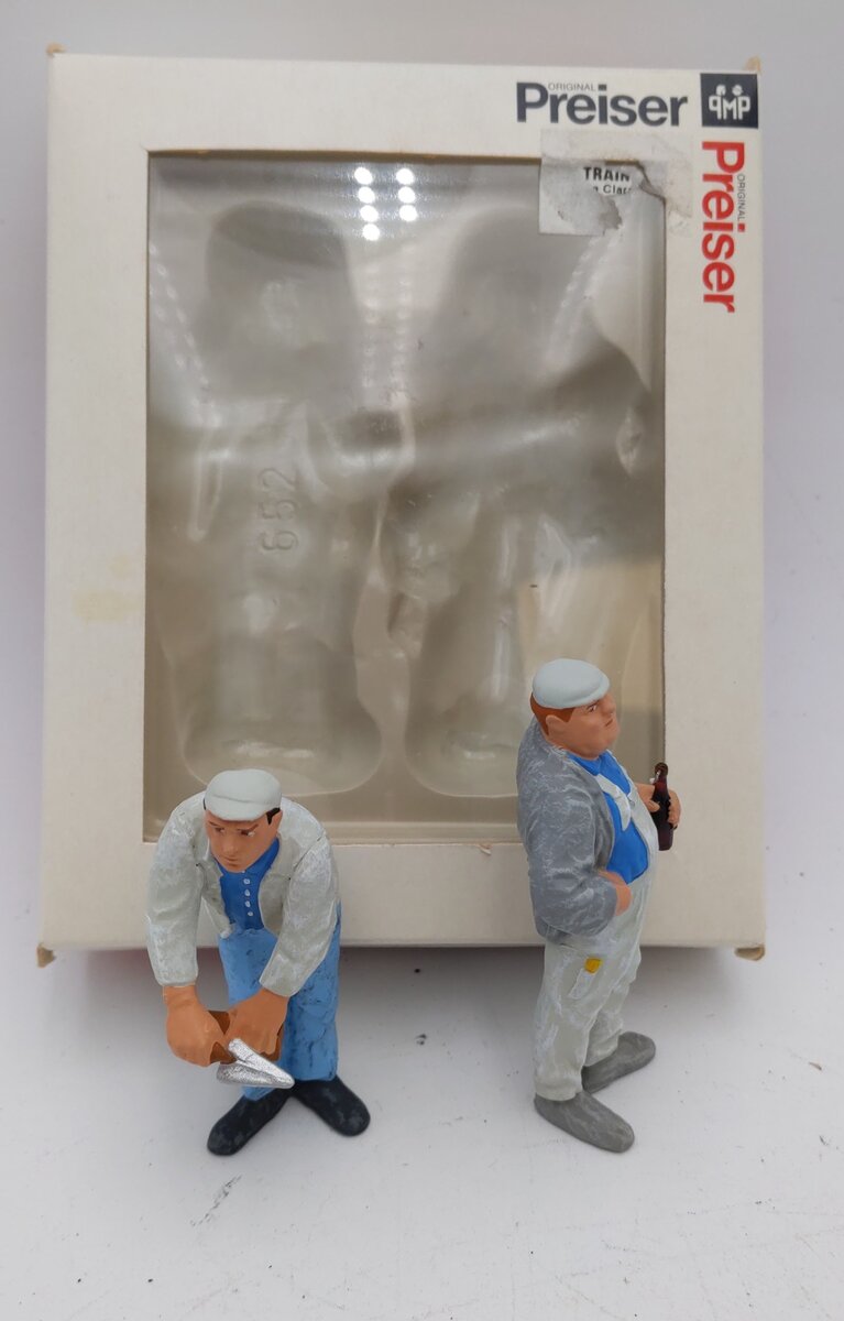 Preiser 45038 Bricklayer Figures LN/Box
