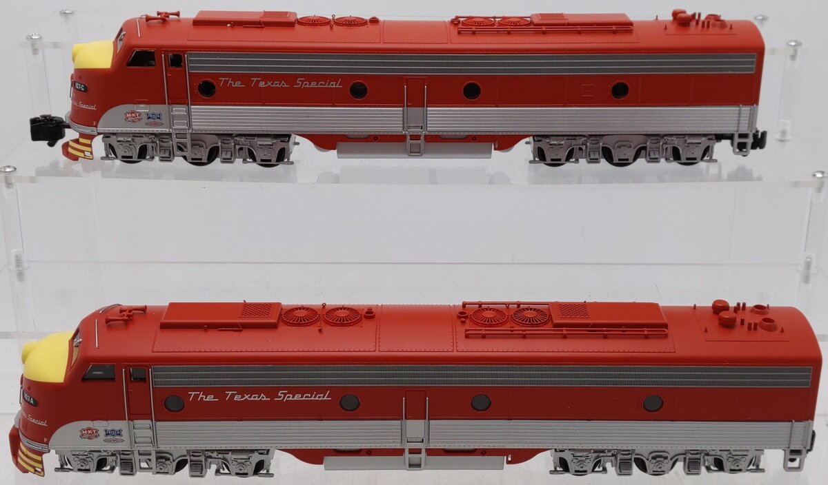 American Models S Scale MKT Texas Special EMD E8 AA Diesel Locomotives EX/Box
