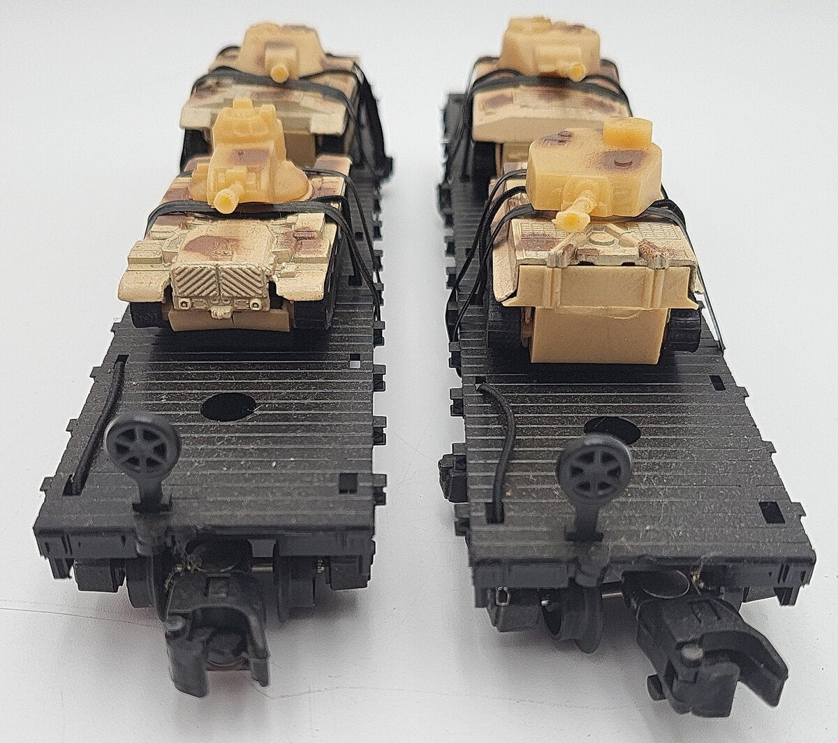 American Flyer 6-48507 S US Army Flatcars with Tanks (Set of 2) EX/Box