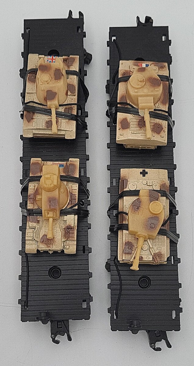 American Flyer 6-48507 S US Army Flatcars with Tanks (Set of 2) EX/Box