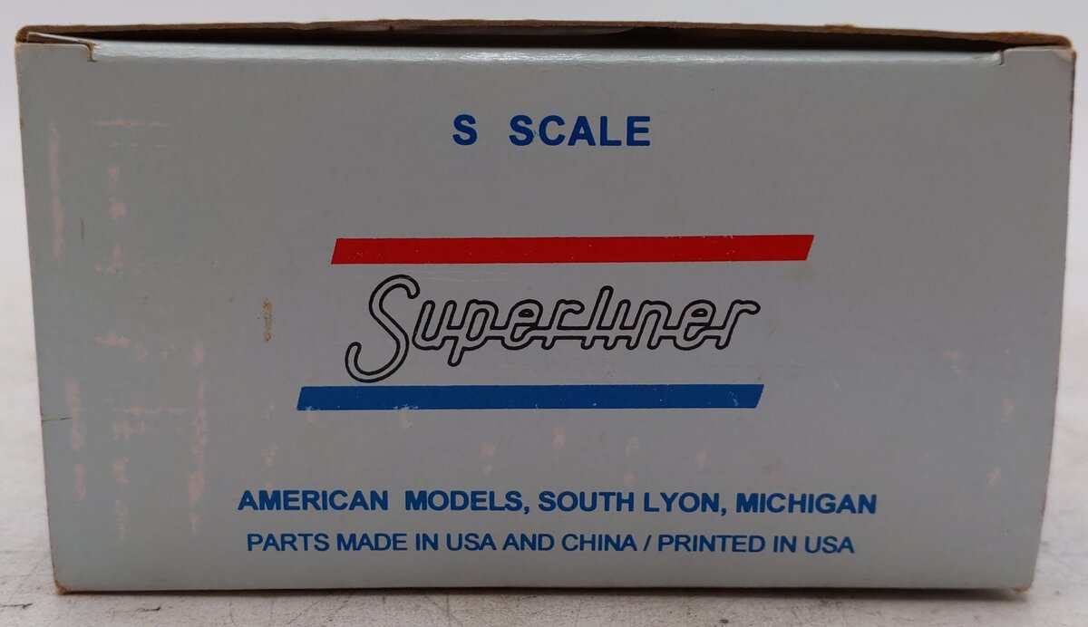 American Models S Amtrak Superliner Phase II Coach Passenger Car (Hi-Rail) EX/Box