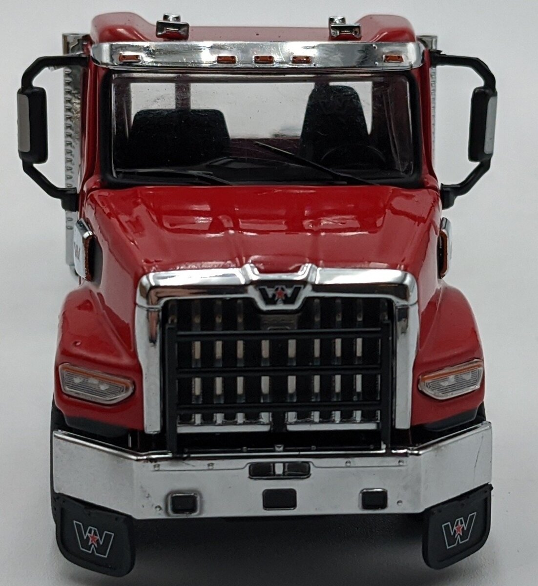 DieCast Masters 71085 1:50 Western Star 49X SBFA Tridem Viper Red Day Cab LN/Box