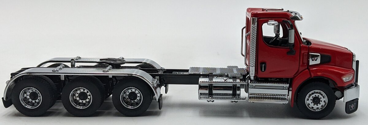 DieCast Masters 71085 1:50 Western Star 49X SBFA Tridem Viper Red Day Cab LN/Box