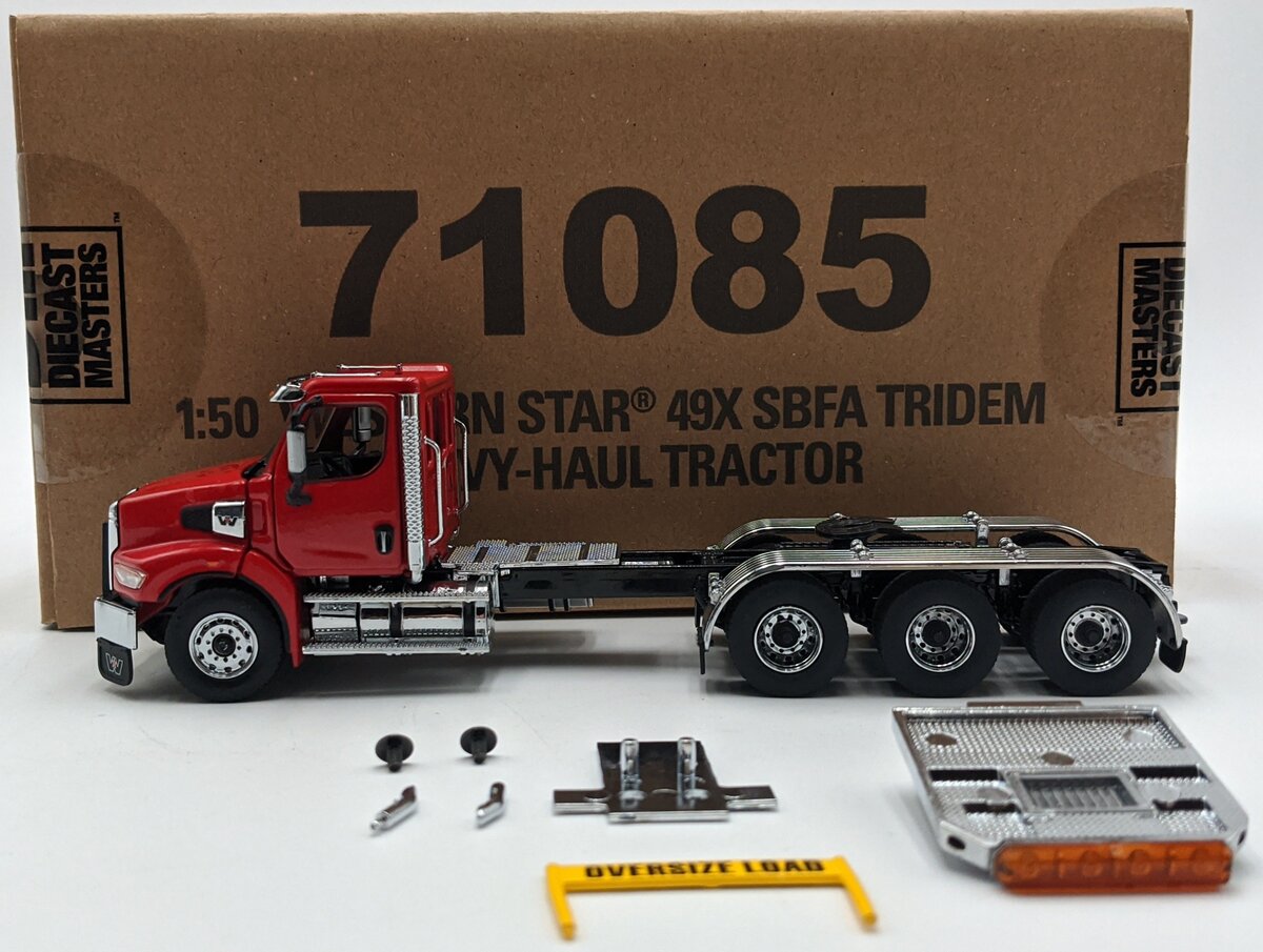 DieCast Masters 71085 1:50 Western Star 49X SBFA Tridem Viper Red Day Cab LN/Box