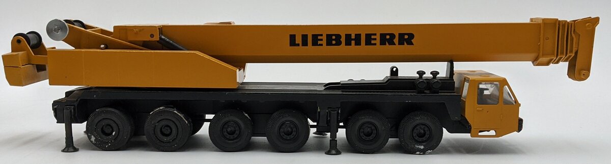 Gescha 3072 1:50 Scale Diecast Liebherr Telescopic Truck Crane EX/Box