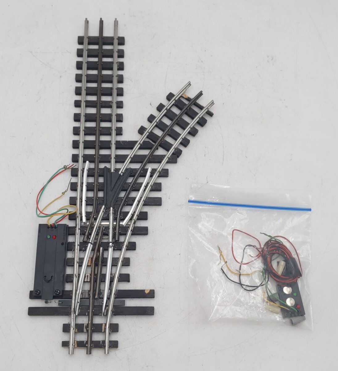 Ross 105M O O31 Right Hand with DZ-1000 Remote Switch Turnout VG/Box